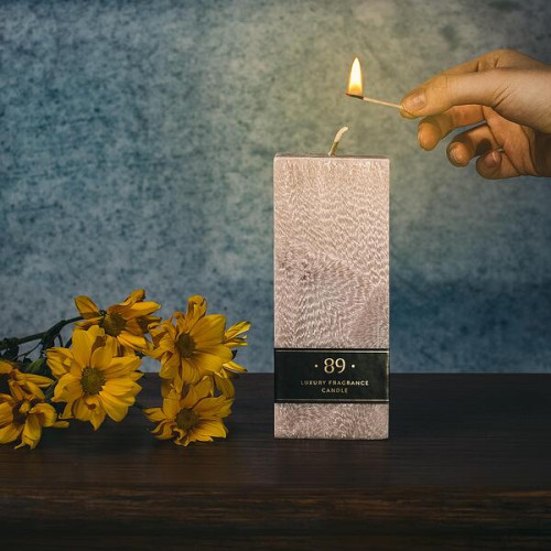 Луксозн парфюмна ароматна свещ Color Collection Луксозн парфюмна ароматна свещ Color Collection