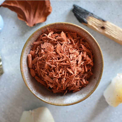 Червено Сандалово дърво за кадене – 50 гр.