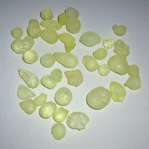 Мастиксът (на латински: mastix, от гръцки μαστίχα (mastichḗ – смола)10гр.