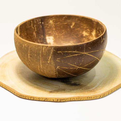 Ръчно изработена кокосова купа HURRICANE Ръчно изработена кокосова купа HURRICANE