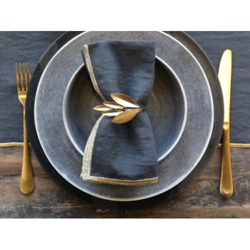 Ленени салфетки тъмно синьо и злато 4бр. Ленени салфетки тъмно синьо и злато 4бр.