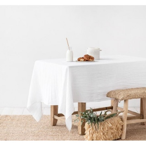 Ленена покивка за маса в цвят бял Ленена покивка за маса в цвят бял