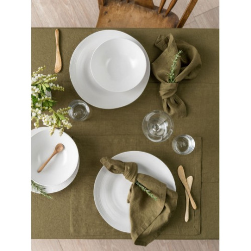 Ленена покивка за маса в цвят Olive