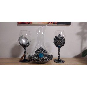 Сет от 2 бр. чаши за вино и декантер Синя магия Сет от 2 бр. чаши за вино и декантер Синя магия